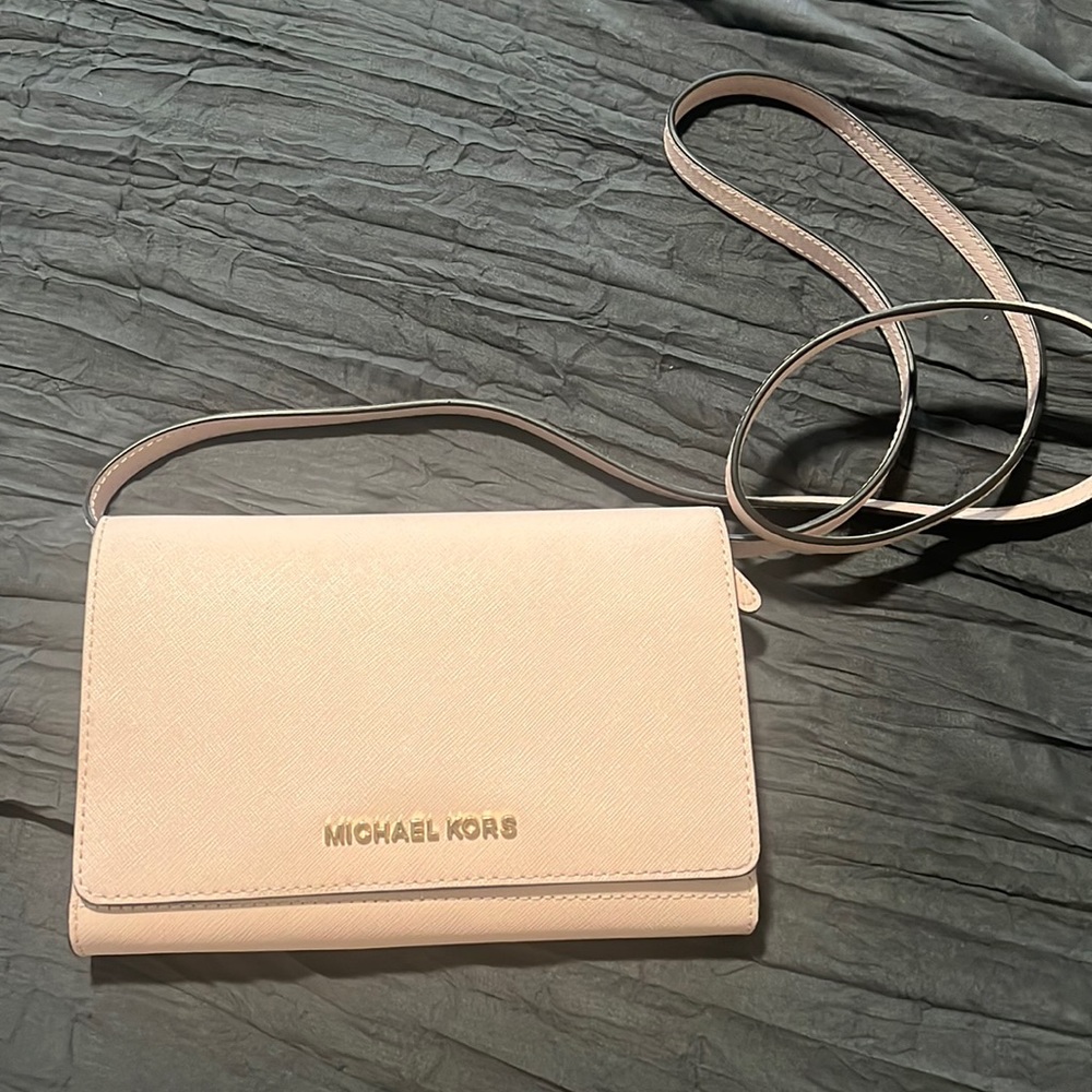 Michael Kors crossbody purse~pink